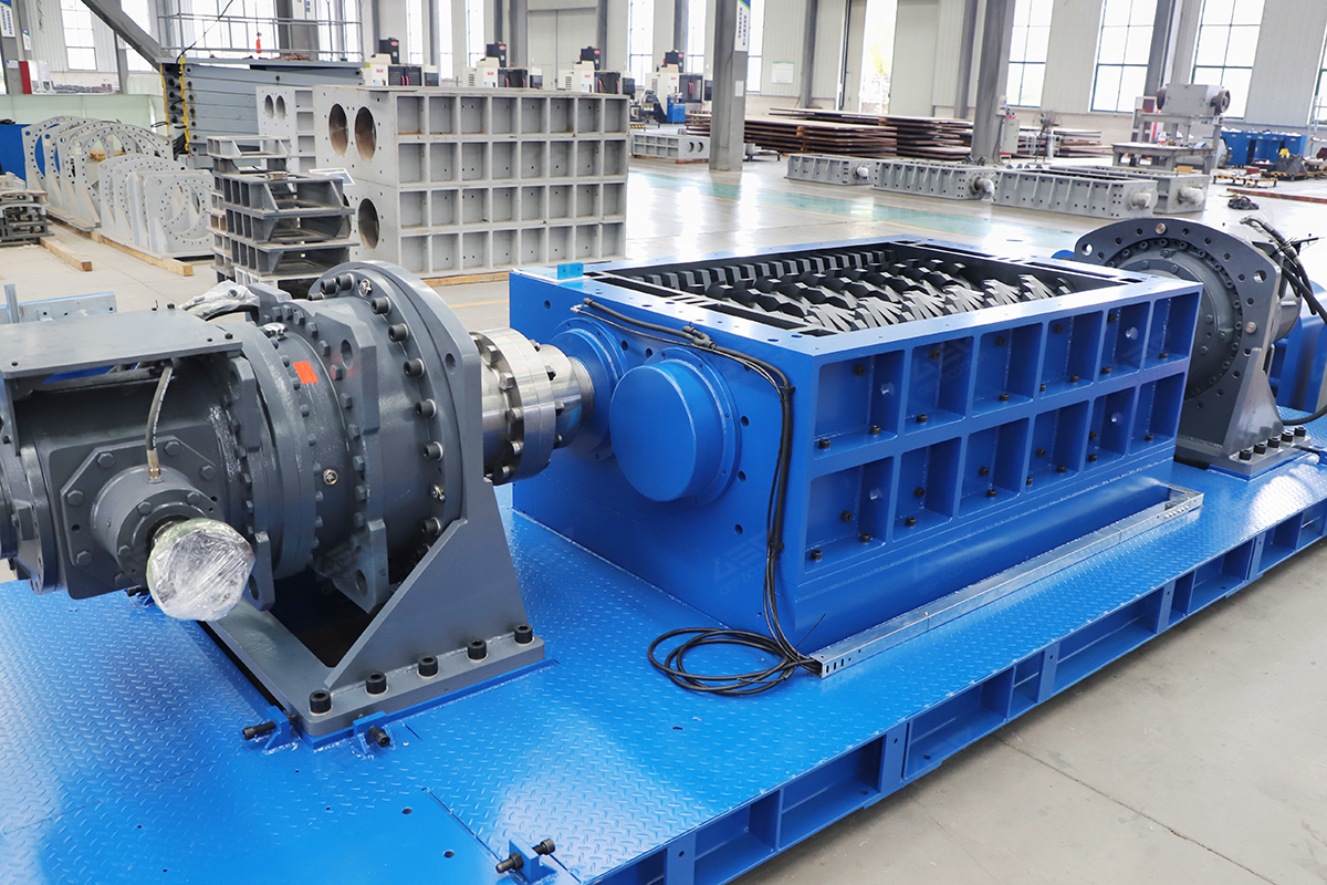 小型废铁皮撕碎机