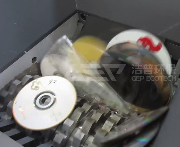 CD光盘、光碟破碎机现场撕碎机视频